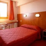 Ibis Budget Les Champarts 2*