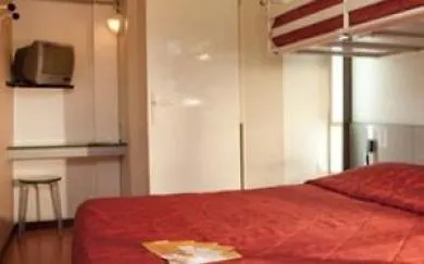 Ibis Budget Les Champarts