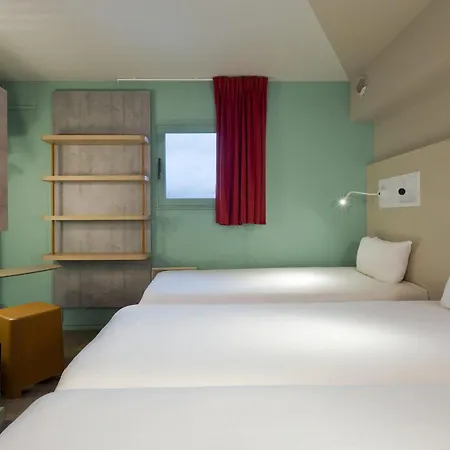 Ibis Budget Les Champarts 호텔 Chille