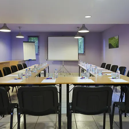 Ibis Budget Les Champarts Hotel
