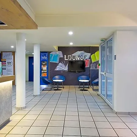Ibis Budget Les Champarts