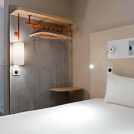 Ibis Budget Les Champarts Chille