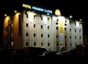 Отель Ibis Budget Les Champarts 2*