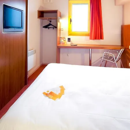 Hotel Ibis Budget Les Champarts Chilly-Mazarin