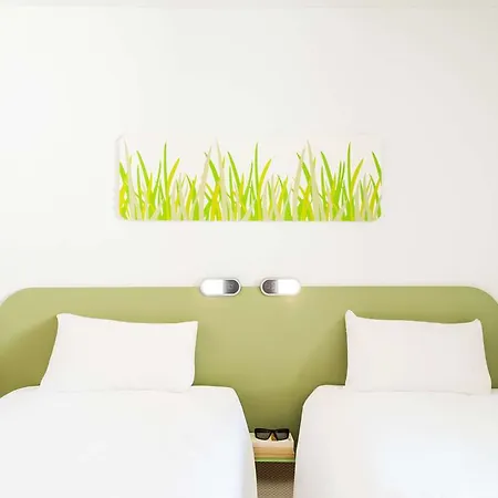 Ibis Budget Les Champarts Hotell 2*