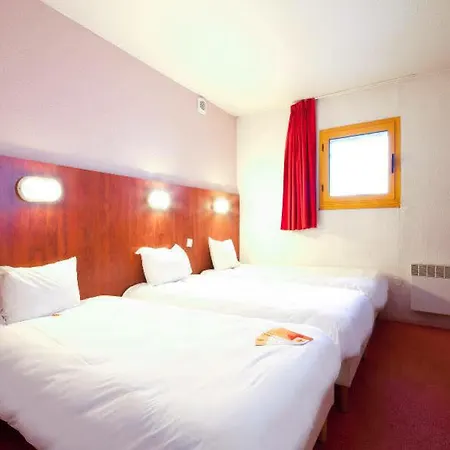 Ibis Budget Les Champarts Шийи-Мазарен
