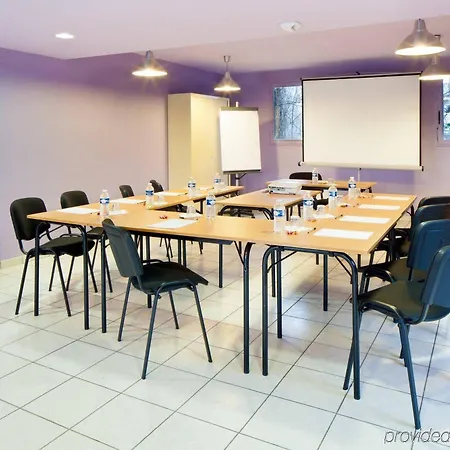 Ibis Budget Les Champarts 2*