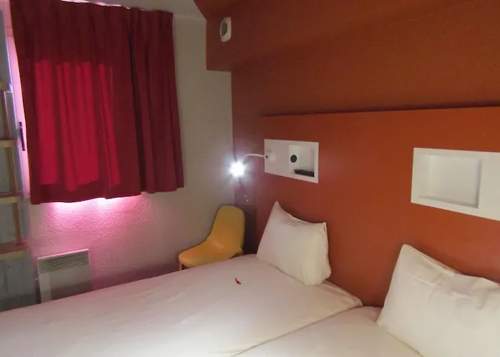 Ibis Budget Les Champarts