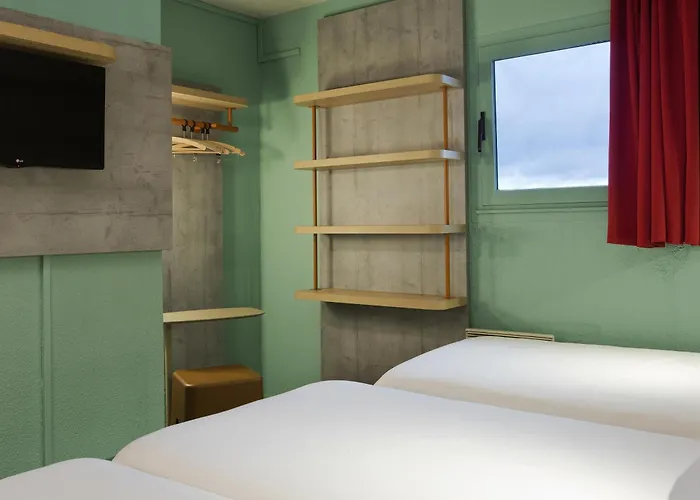Ibis Budget Les Champarts ホテル