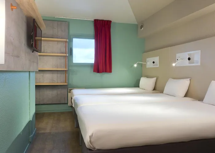 Ibis Budget Les Champarts ホテル Chille