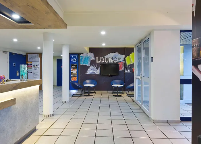 Ibis Budget Les Champarts