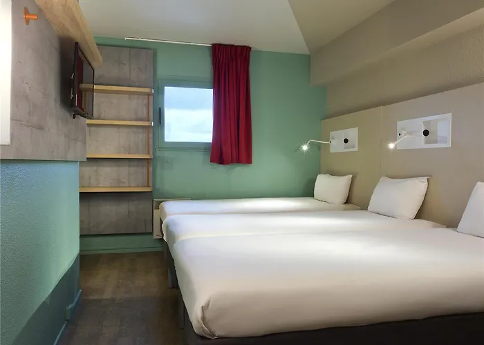 Ibis Budget Les Champarts 2*