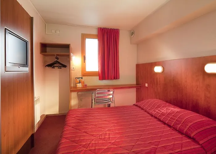 Ibis Budget Les Champarts