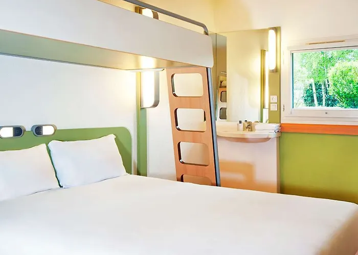 ホテル Ibis Budget Les Champarts Chille