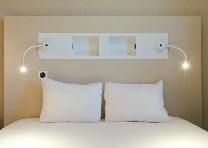 ホテル Ibis Budget Les Champarts