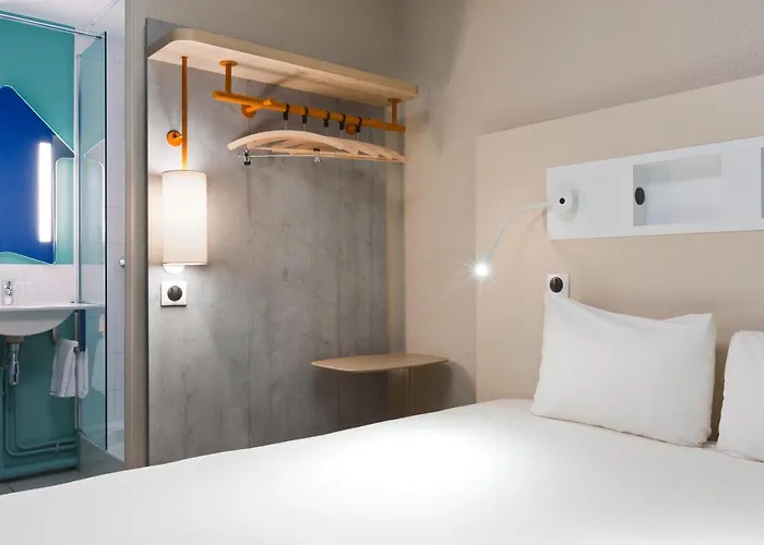 Ibis Budget Les Champarts ホテル