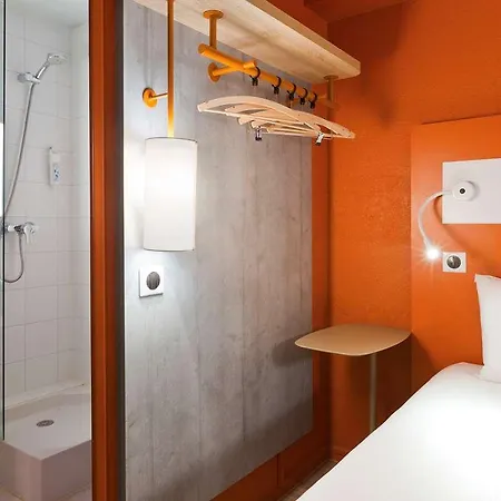 Ibis Budget Les Champarts Hotel