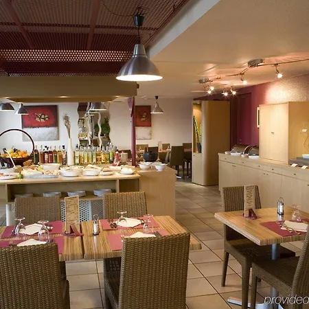 Ibis Budget Les Champarts Hotel Chille